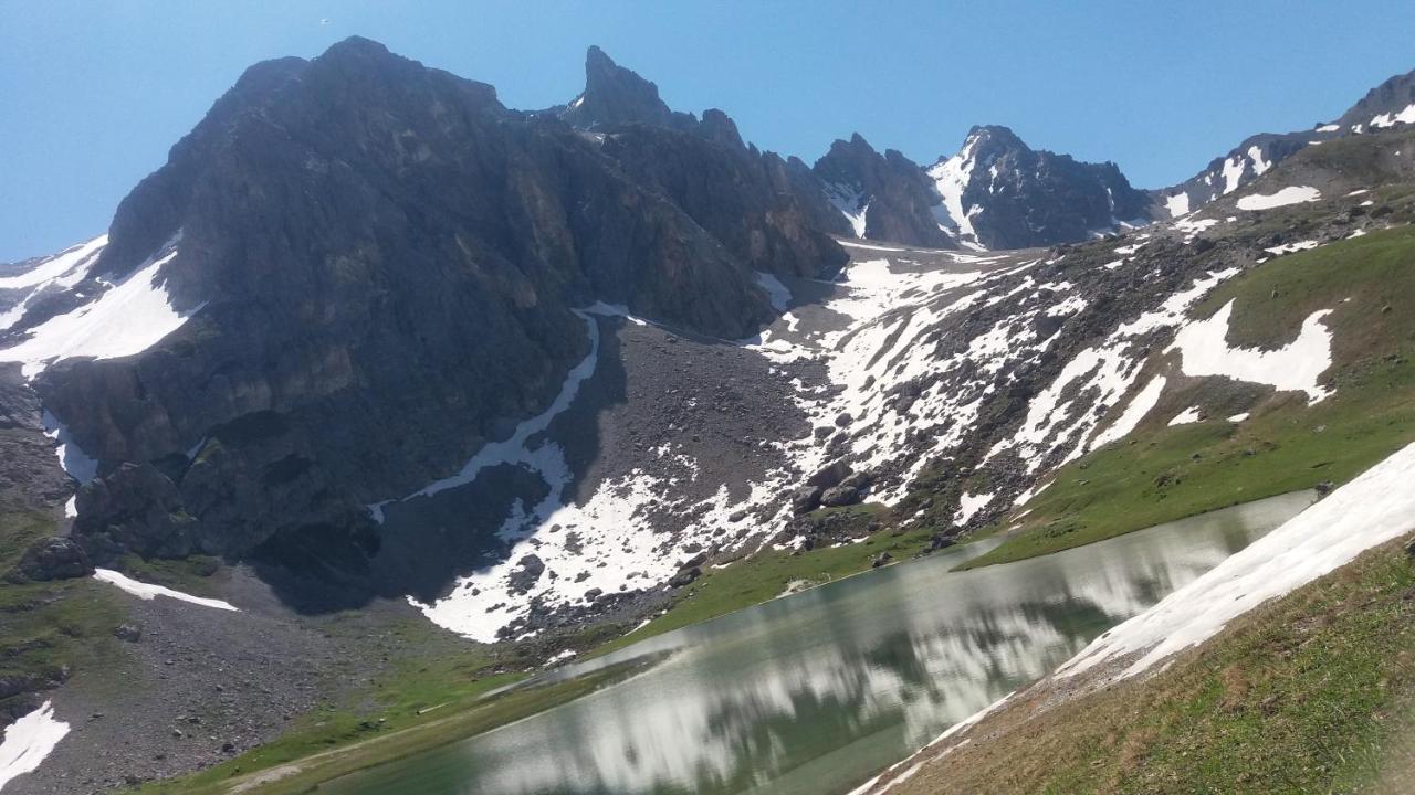 Aiguille Noire Hotel